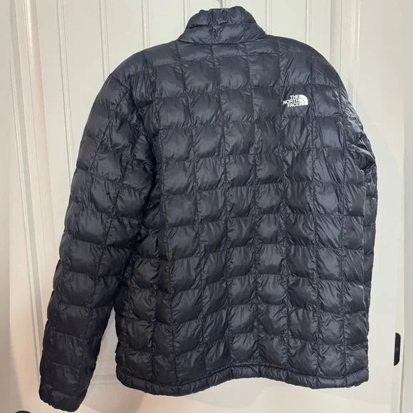 NORTH FACE 🌄 Men's Black Thermoball Puffer Jacket 🖤 (Size Medium) - Picture 9 of 17